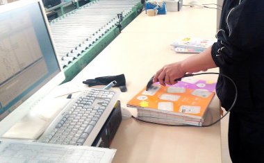各都道府県ごと1箇所ほどある特約供給所で教科書の調整、事務を行っています